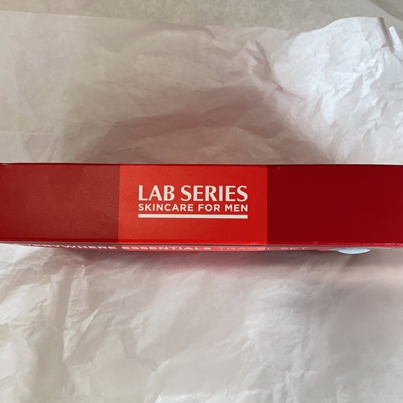 LAB Series skincare for men everywhere essentials travel gift set NIB - Picture 7 of 7